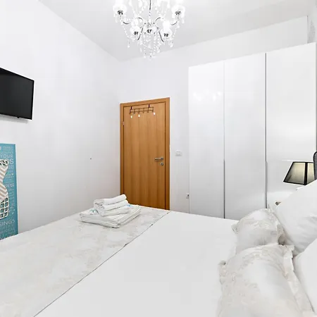 Apartment Luxury Experience Center Near With Balcony And Free Garage Zadar